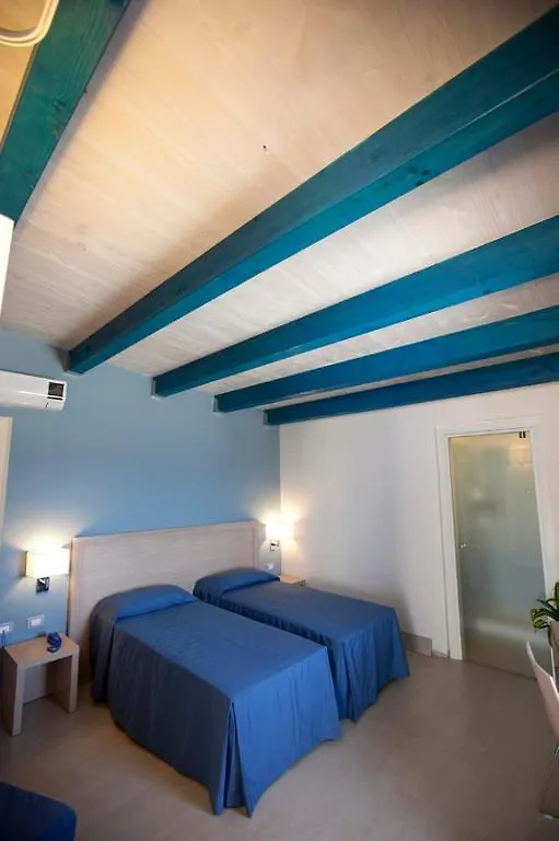 Sunset Beach Bed & Breakfast Marausa